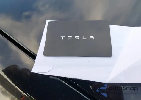 2021 Tesla Model 3 Standard Range Plus Rear-Wheel Drive из США, поврежденный, VIN 5YJ3E1EAXMF955496